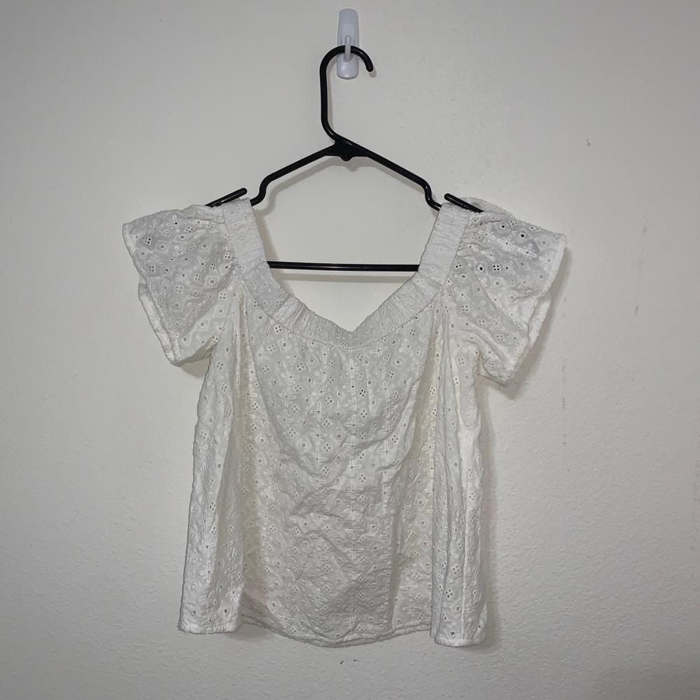 Abercrombie & Fitch White Off-the-shoulder Eyelet